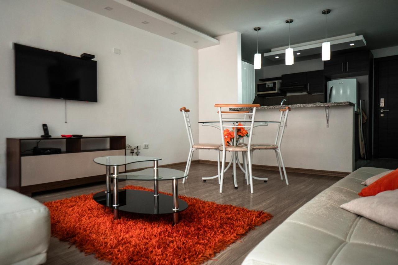 קיטו Itsahome Apartments - Torre Seis מראה חיצוני תמונה