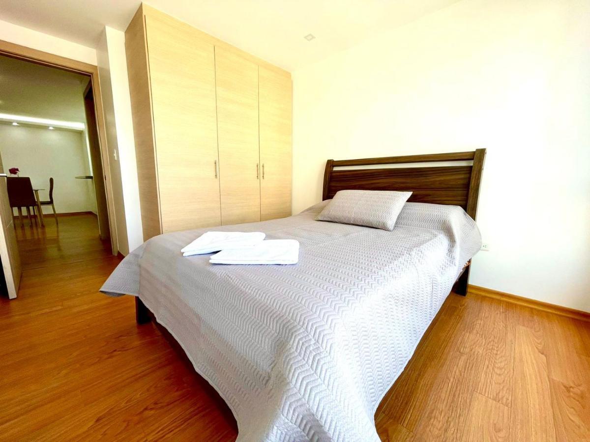 קיטו Itsahome Apartments - Torre Seis מראה חיצוני תמונה