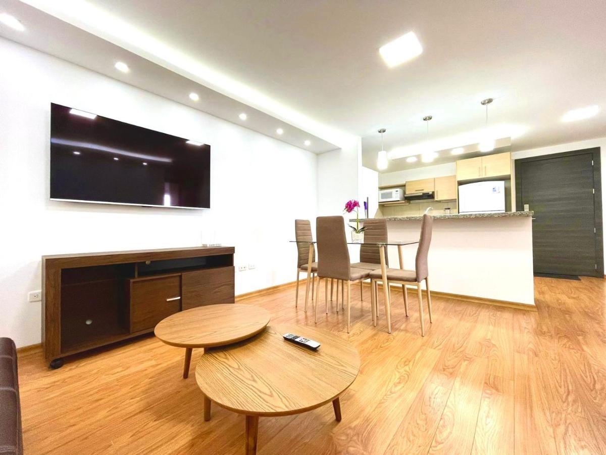קיטו Itsahome Apartments - Torre Seis מראה חיצוני תמונה