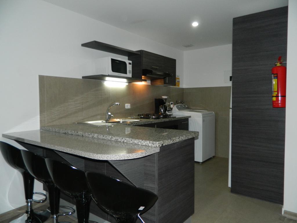 קיטו Itsahome Apartments - Torre Seis חדר תמונה