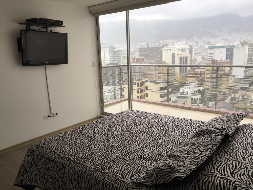 קיטו Itsahome Apartments - Torre Seis מראה חיצוני תמונה